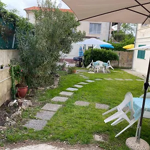  Apartment Le Tre Isolette A 200m Dal Mare